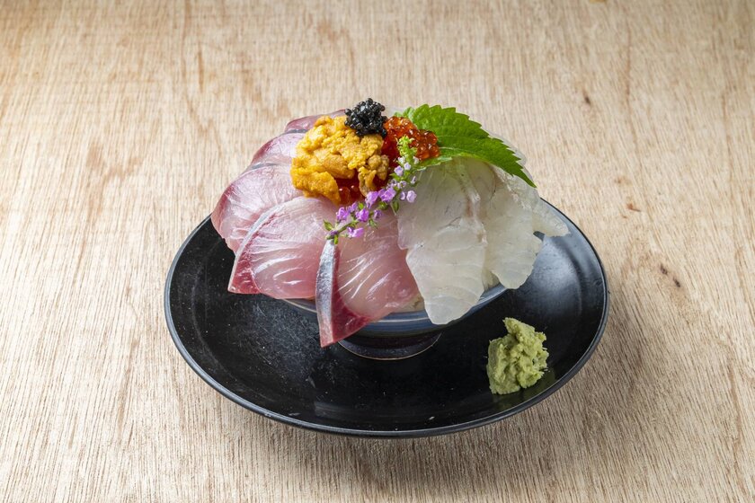部(ブ)リチョウ丼