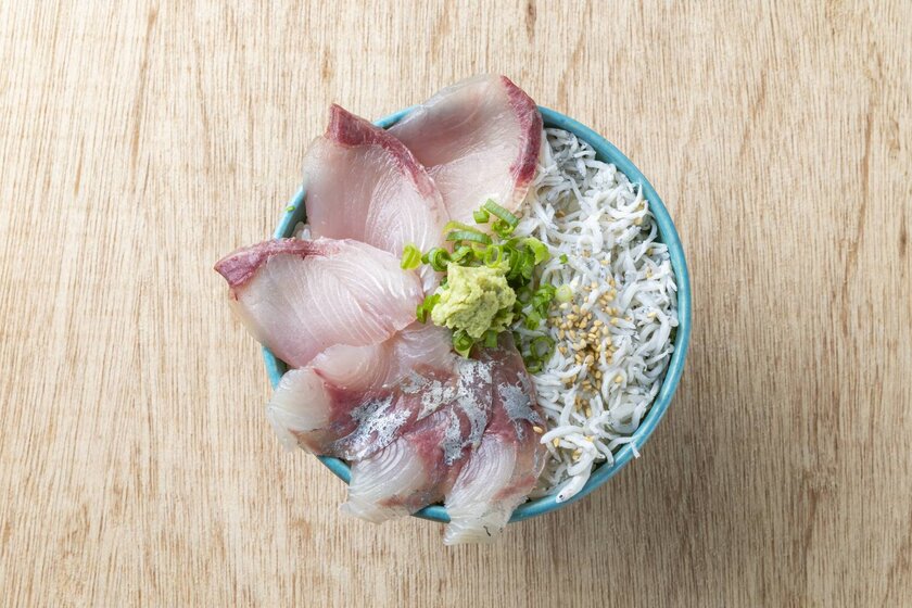 出世魚・3種丼
